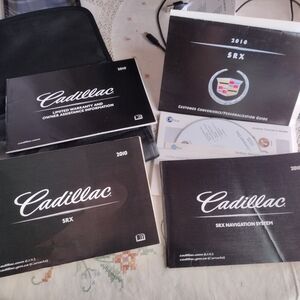 Cadillac SRX 2010 Manual